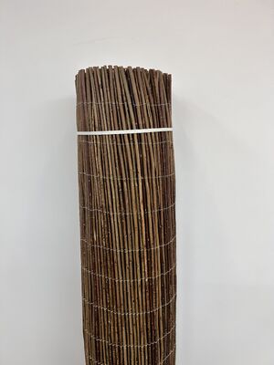 Η διαχρονική γοητεία της ιτιάς σφραγίζει την προσιτή πύλη σας σε μια γαλήνια όαση